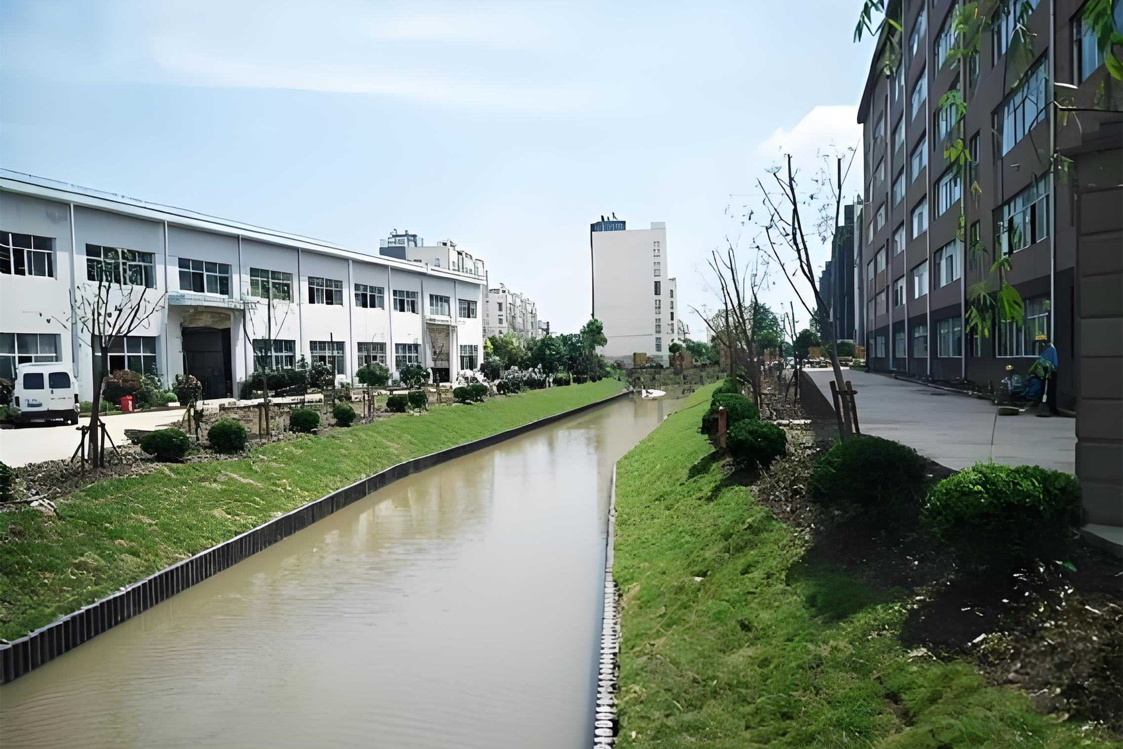 水泥樁批發(fā)廠家泓樺錦嘉-打水泥樁的承載力如何計(jì)算?